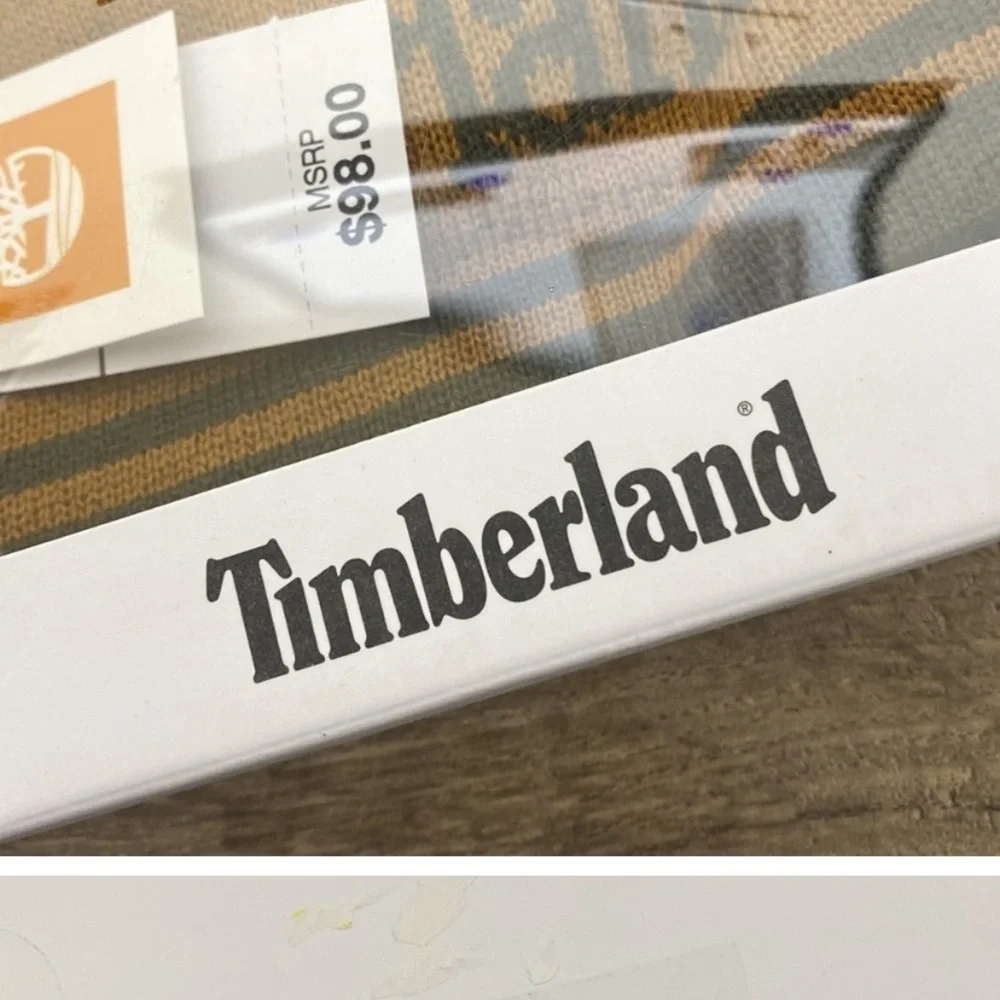 Timberland Brown scarv and hat Comfortable Underwear